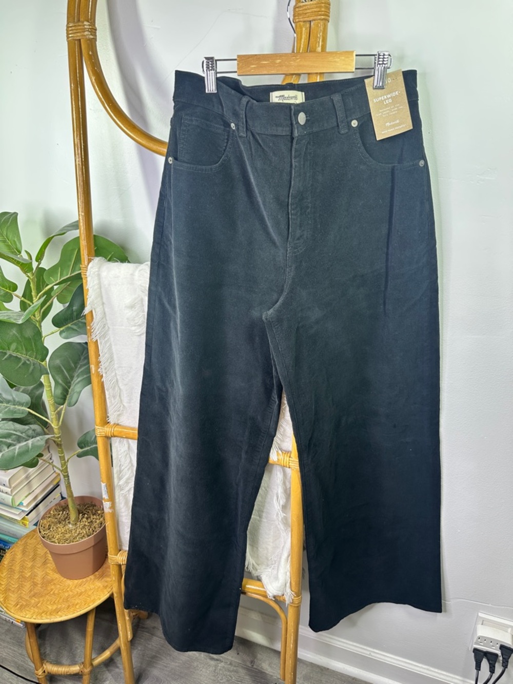NWT Madewell Superwide-Leg Pants in Corduroy Black sz 30 - Picture 4 of 10